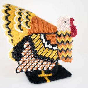 Crocheted Turkeys: Charming and Lifelike Additions to Your Autumn Decor